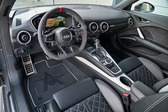 Audi TTS view 13