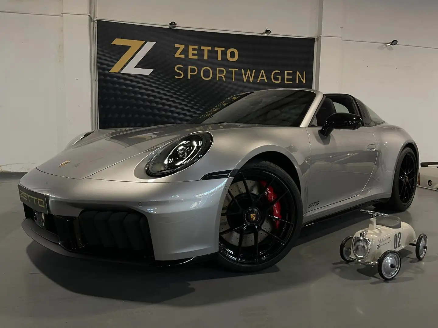Porsche 992 Targa 4 GTS | MODELL 2026| SOFORT Lieferbar Silber - 1