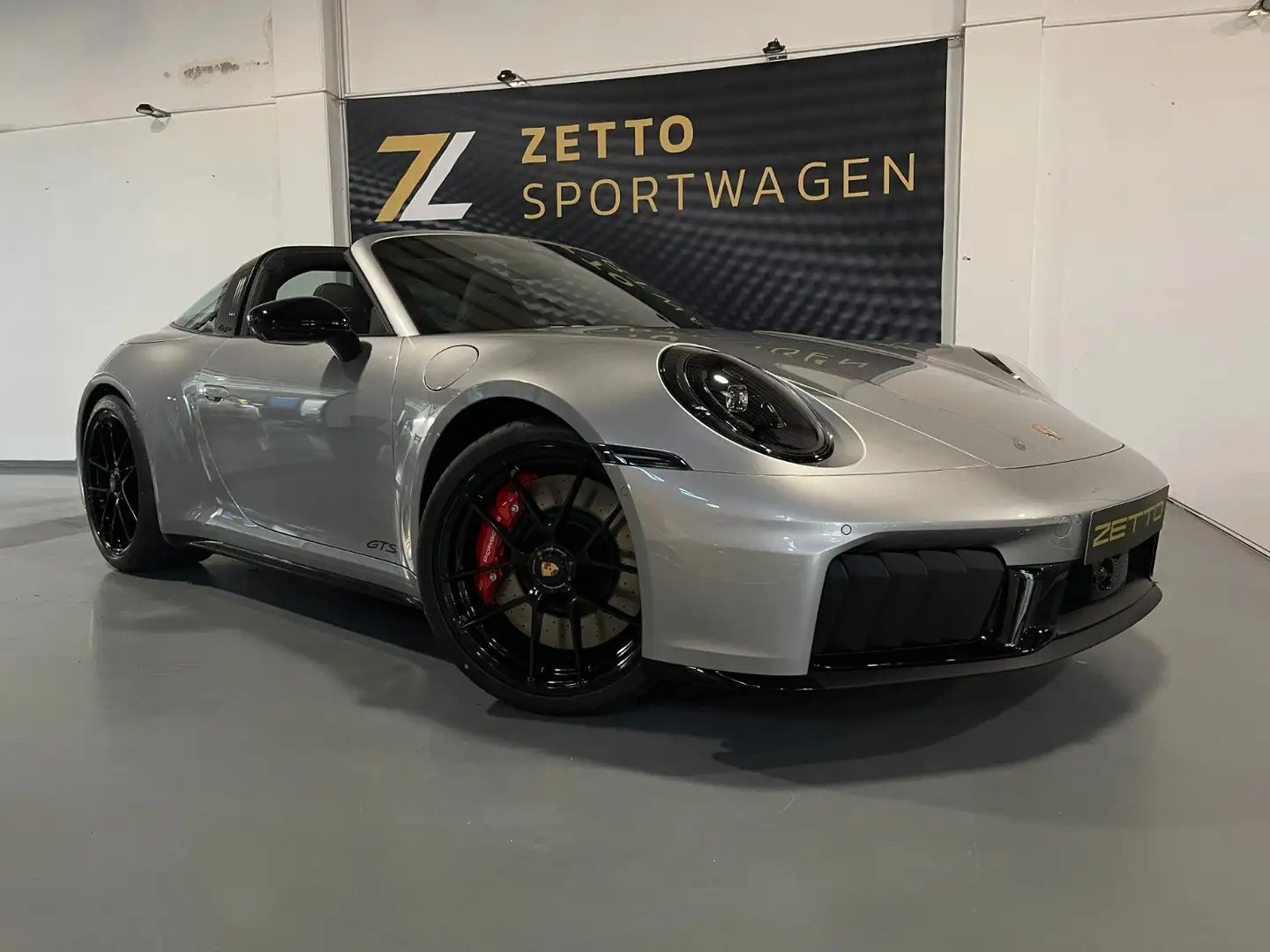 Porsche 992 Targa 4 GTS | MODELL 2026| SOFORT Lieferbar Silber - 2