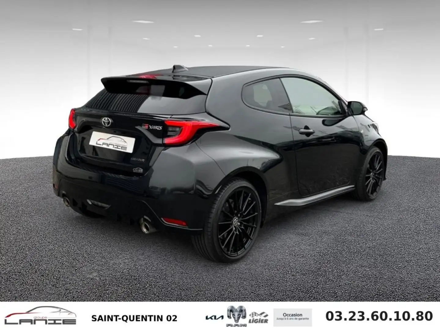 Toyota Yaris GR 1.6L Schwarz - 2