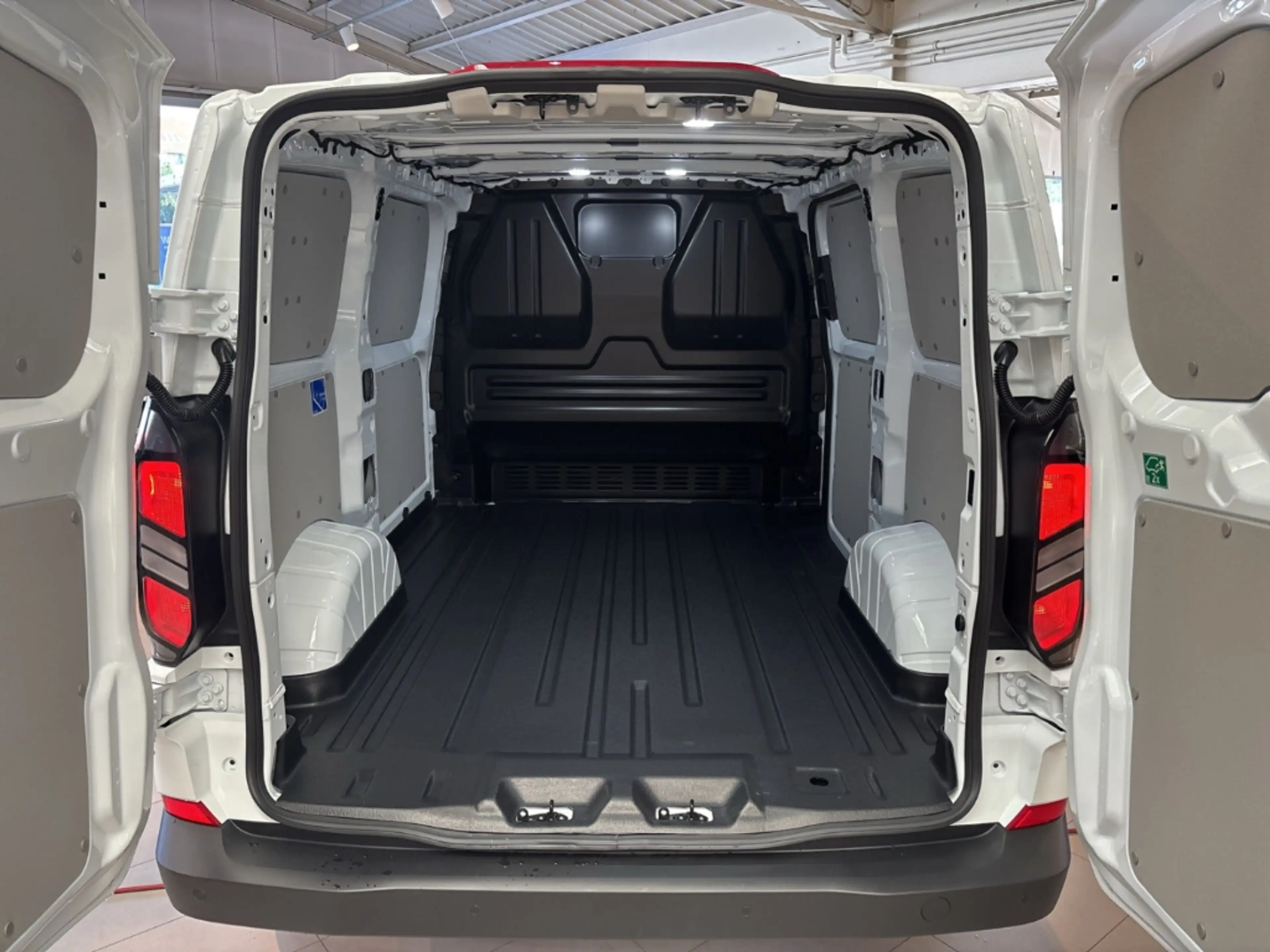 Ford Transit Custom Kasten 320 L1 Trend FWD Navi Apple CarPlay Android — photo 14