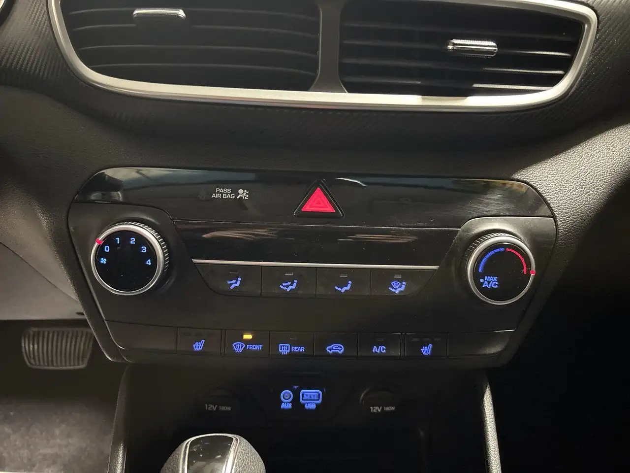 Hyundai TUCSON снимка Hyundai TUCSON