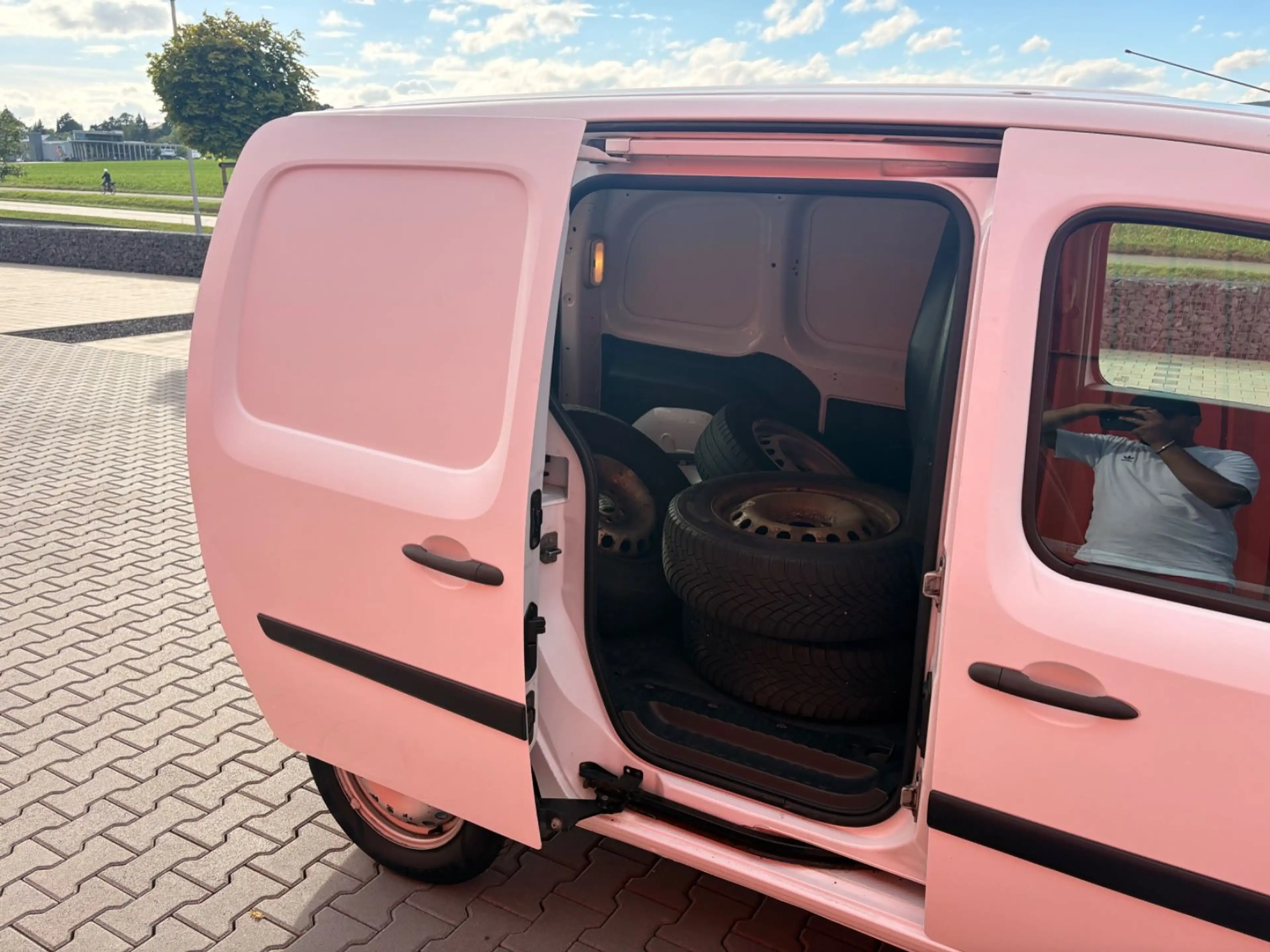 Renault Kangoo 1.5 dci Klima TÜV NEU Guter Zustand — photo 8
