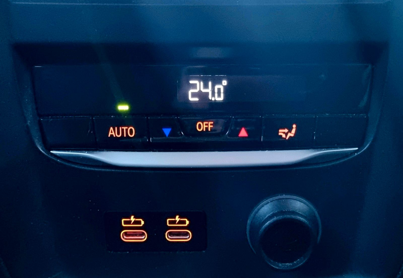 BMW 330 LED Pano Sporrsitze Abstandstempomt Keyless — photo 14