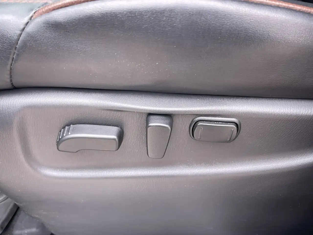 Nissan Armada снимка Nissan Armada