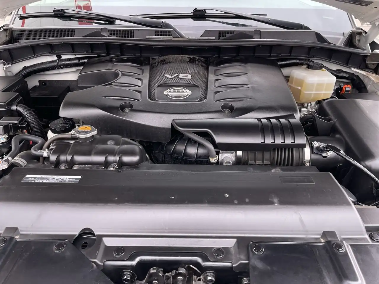 Nissan Armada снимка Nissan Armada