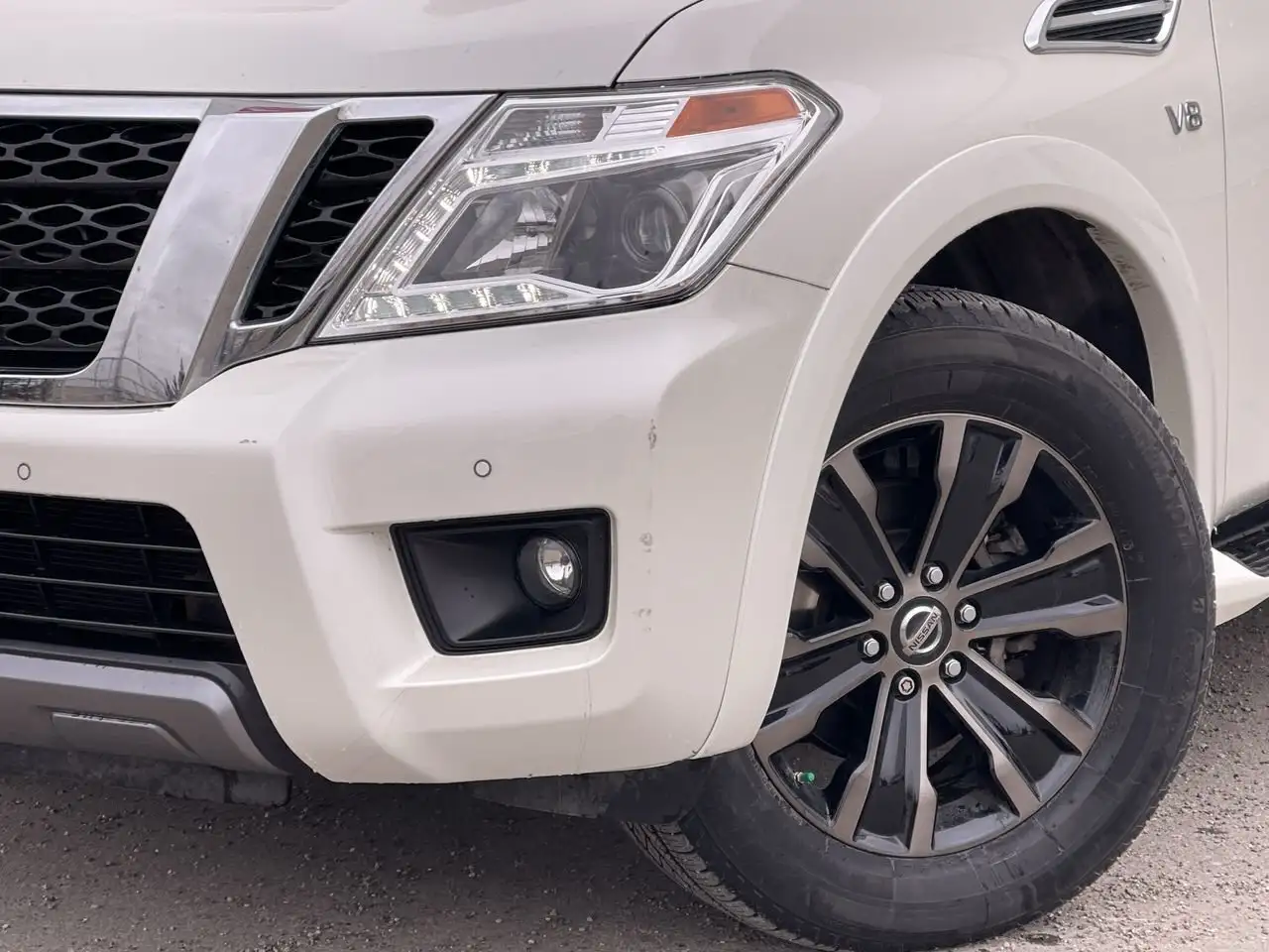 Nissan Armada снимка Nissan Armada