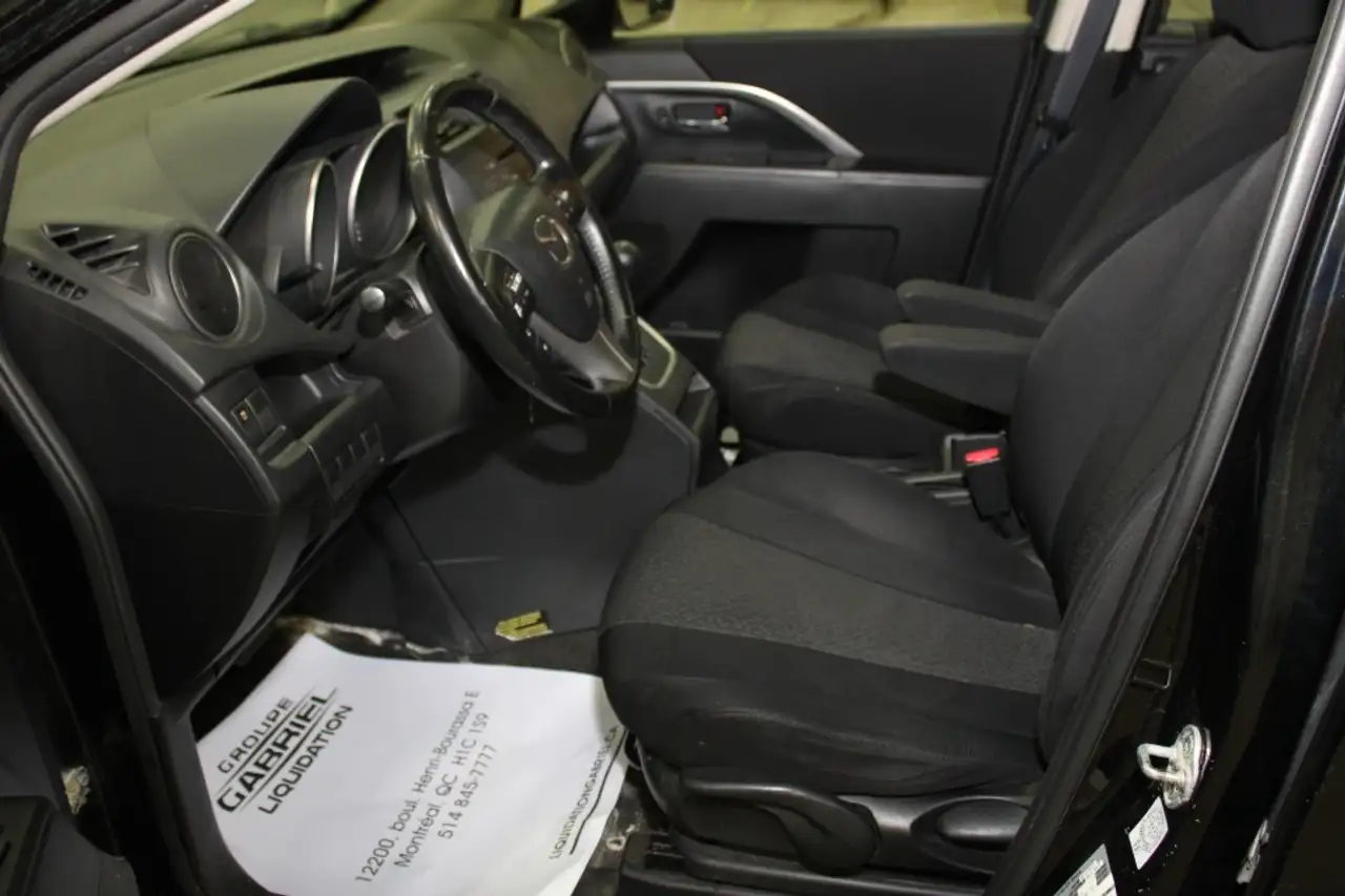 Mazda 5 снимка Mazda 5