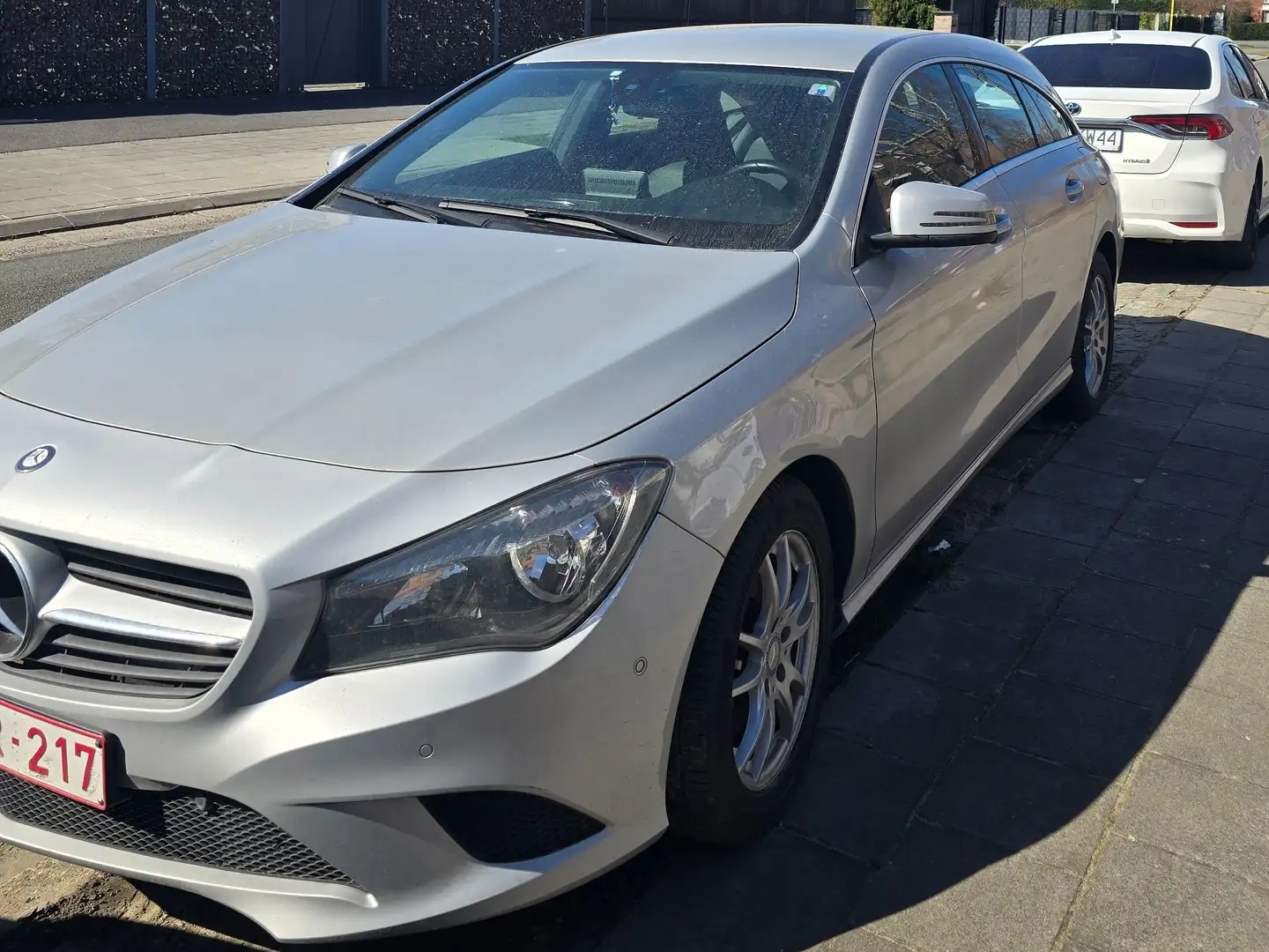 Mercedes-Benz CLA 180 d Argent - 1