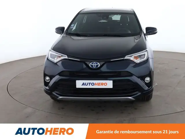 Toyota Rav4 view 9