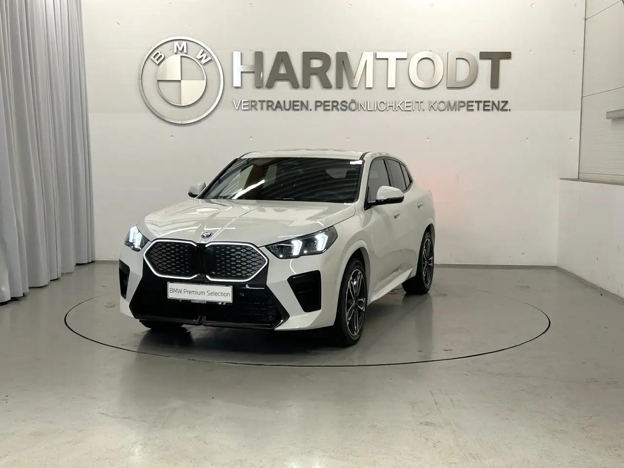 BMW iX2 2026