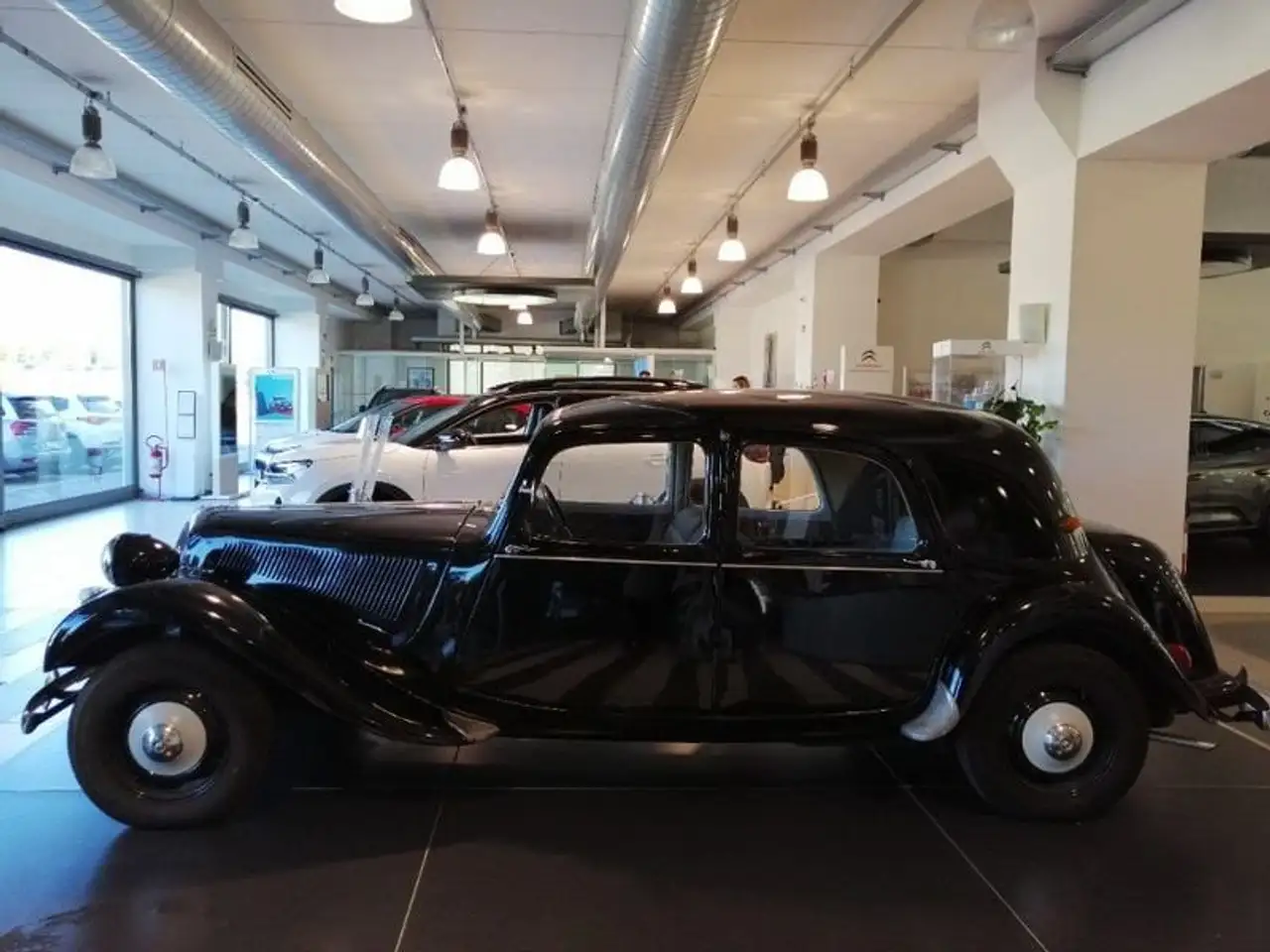 Citroen Traction 11B, foto 12