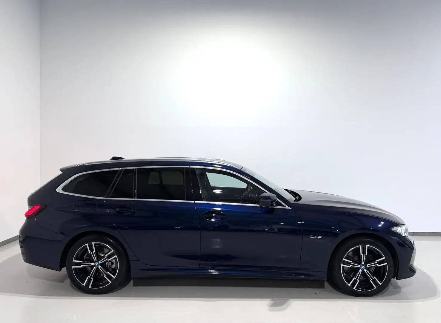 BMW 320 e xDrive G21 LCI Aut/M-Sport/CockpitPRO/HEAD-UP/K Blau - 2