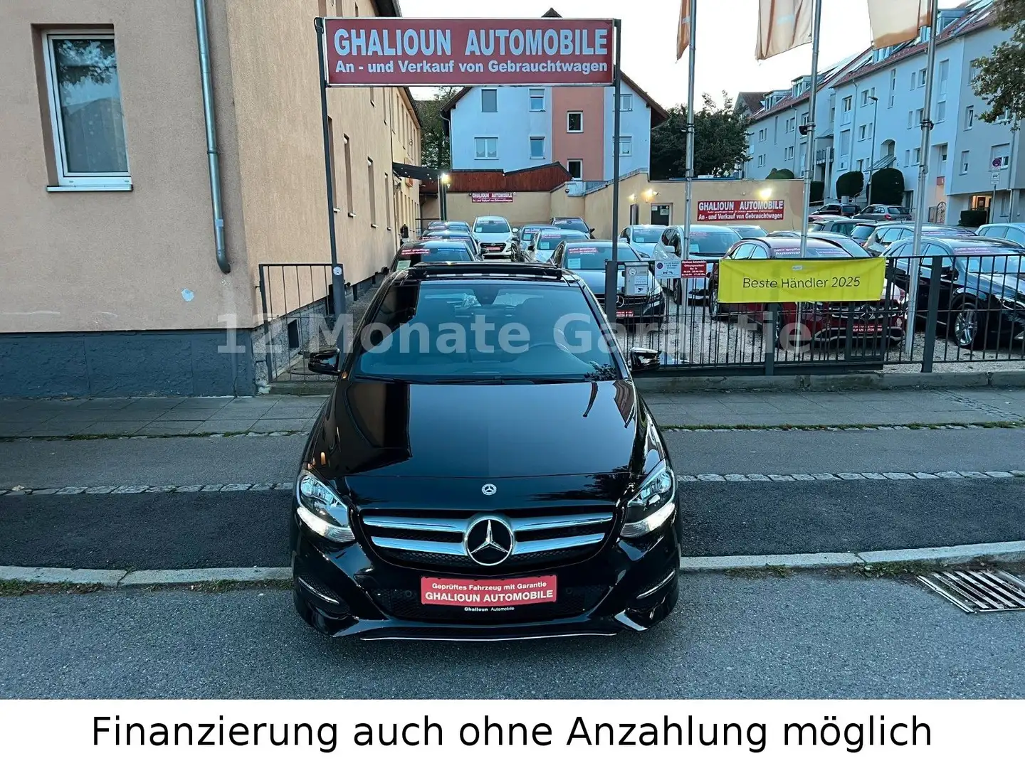 Mercedes-Benz B 180 Automatik Panorama-Dach & Navi Noir - 1