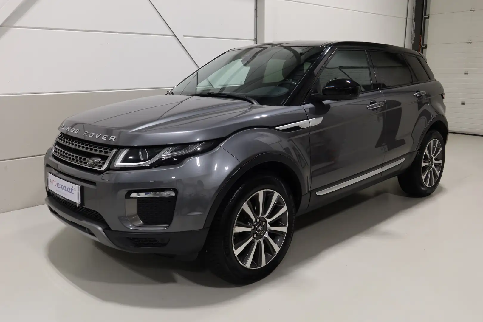 Land Rover Range Rover Evoque 2.0 Si4 HSE Dynamic Facelift Grijs - 2