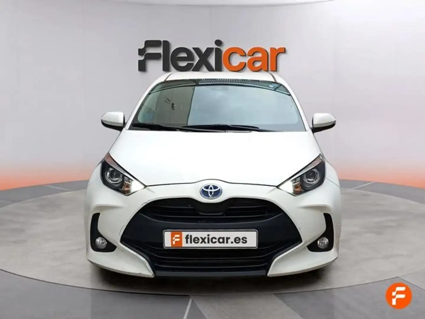 Toyota Yaris 120H 1.5 Business Plus Azul - 2
