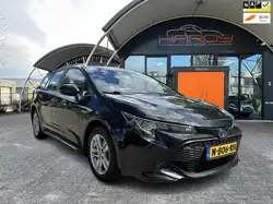Toyota Corolla Touring Sports Parkeerhulp met camera, Trekhaak, Lichtmetalen velgen, Lane Departure Warning Systeem, Apple CarPlay, Automatische klimaatregeling, Met onderhoudshistorie, Vermoeidheidsdetectie