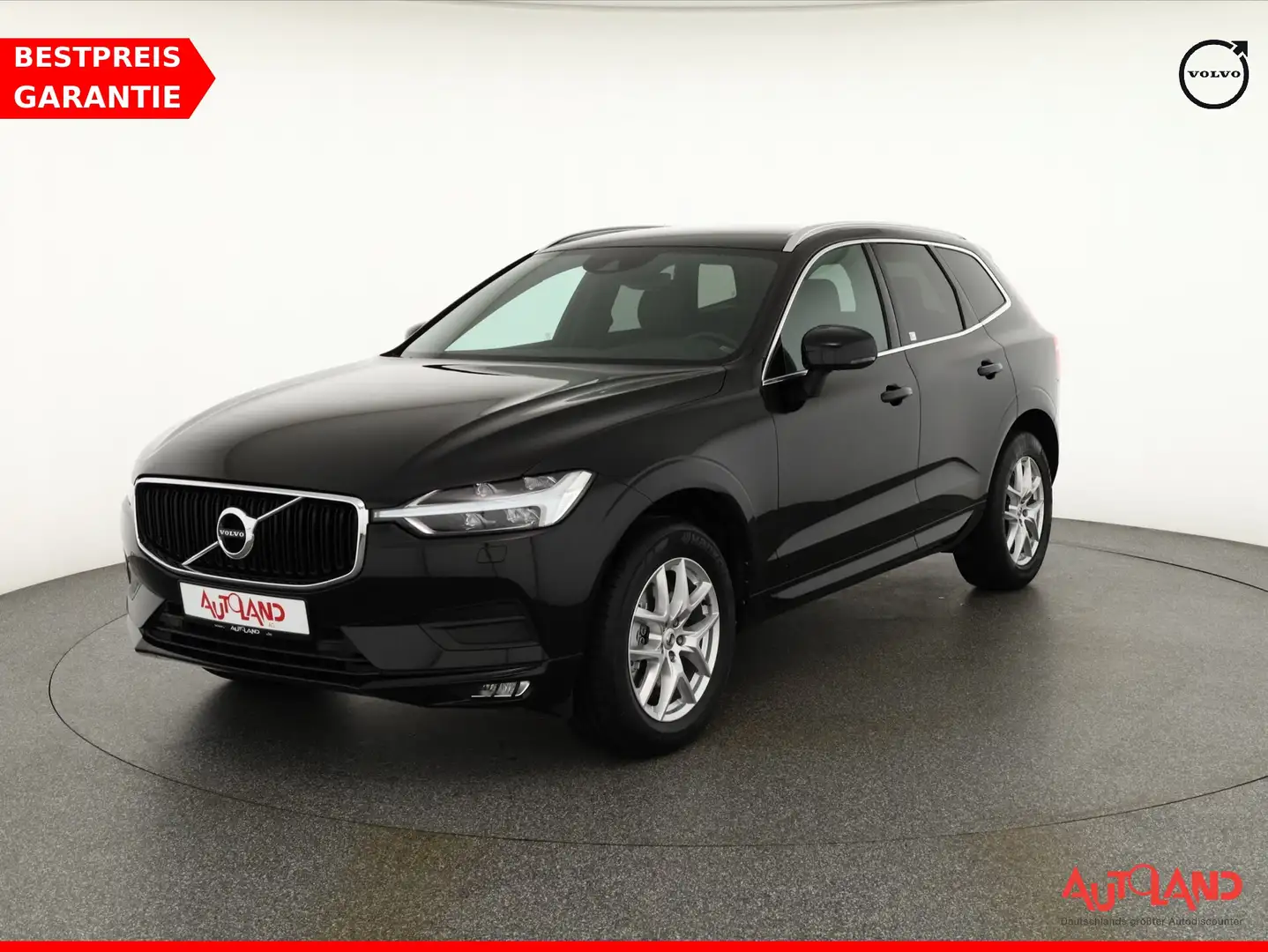 Volvo XC60 B4 Momentum Pro AWD LED Navi Kamera ACC AHK Schwarz - 1