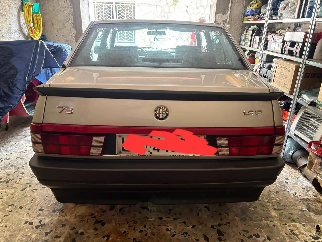 Alfa Romeo 75 1.8 ie, foto 3