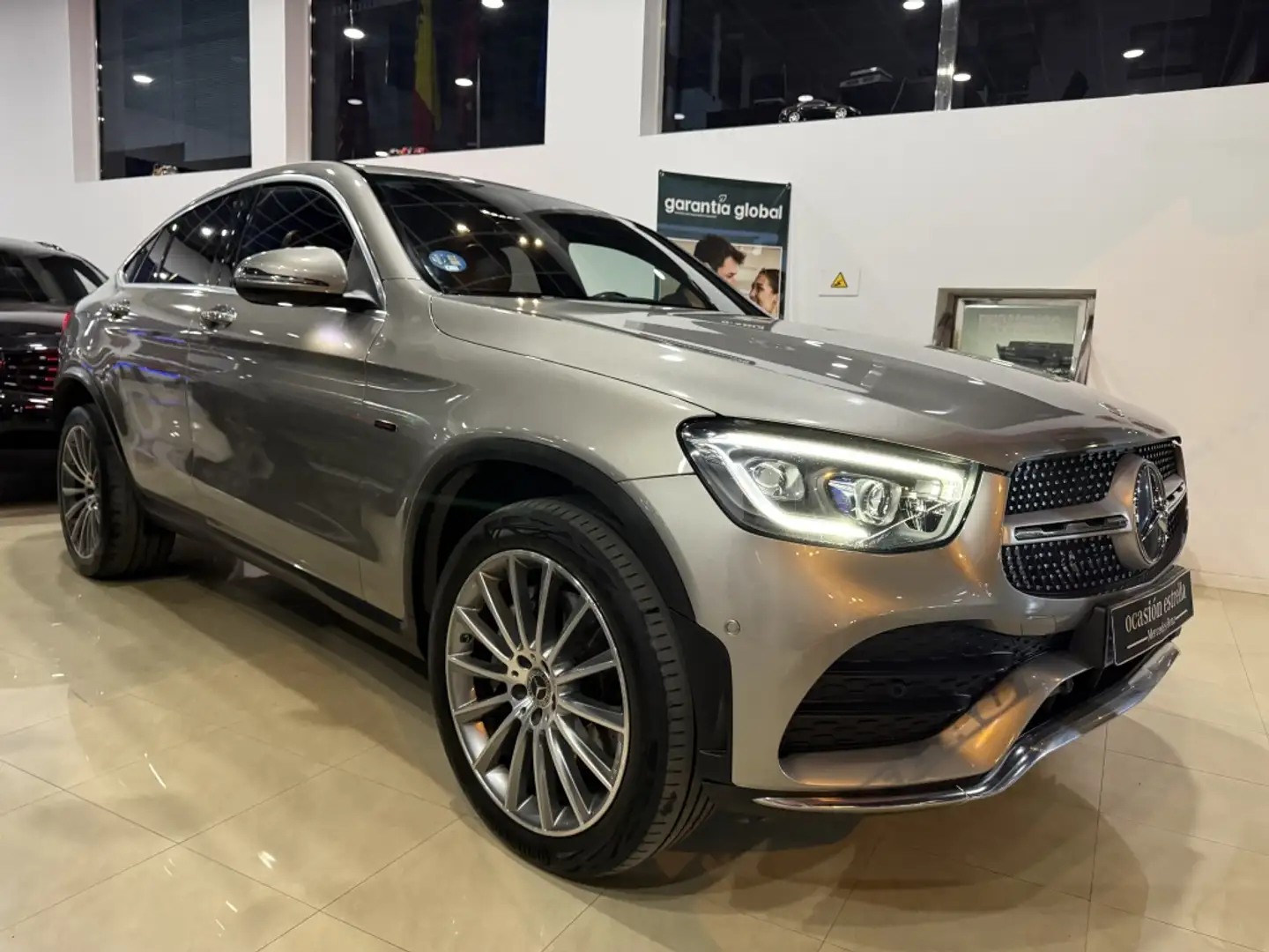 Mercedes-Benz GLC 300 300de 4Matic 9G-Tronic Beige - 1
