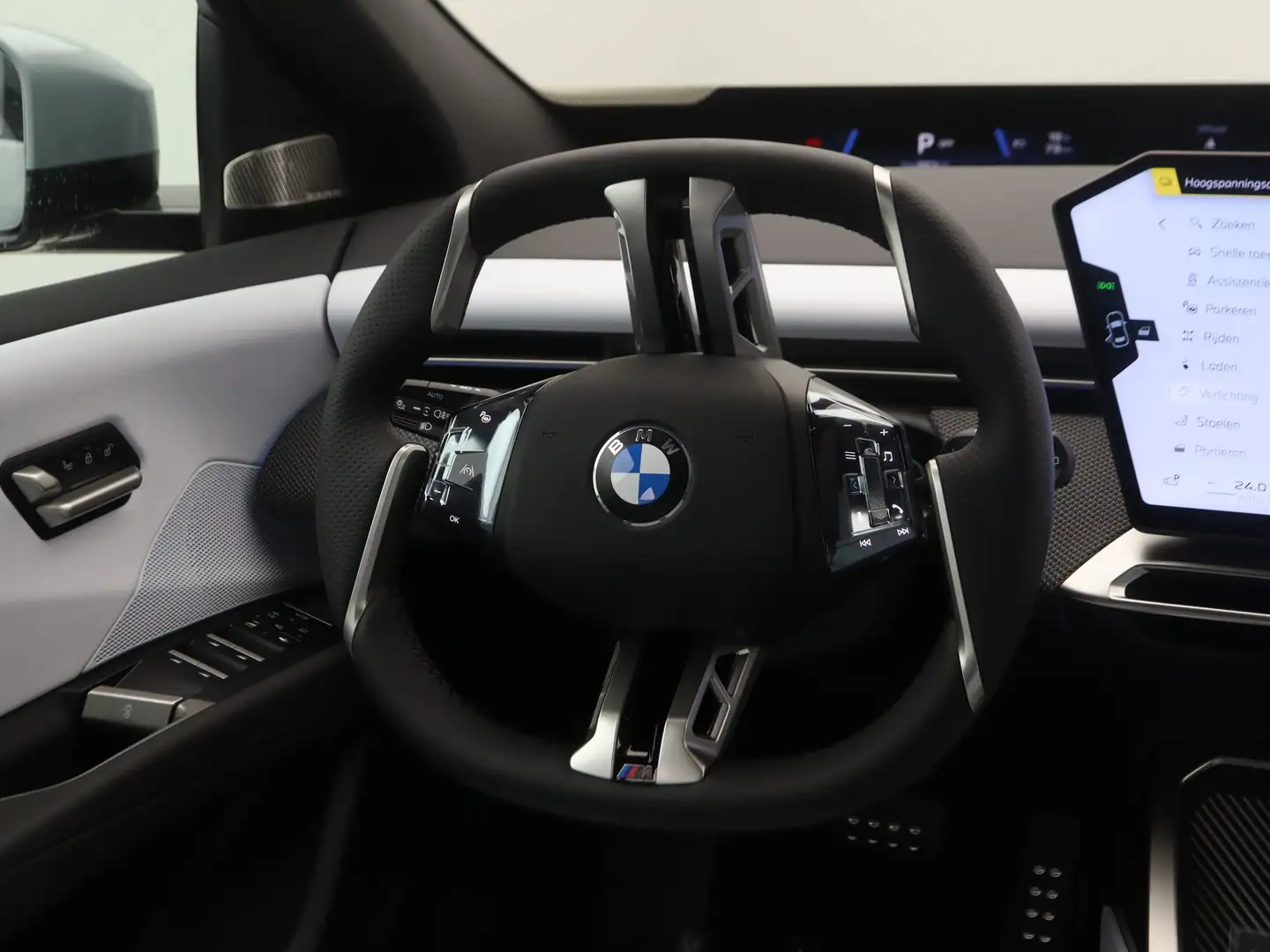 BMW iX3 50 xDrive 113 kWh M Sportpakket Grau - 2