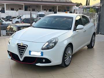 1.6 jtdm(2) Exclusive Garanzia 12 Mesi