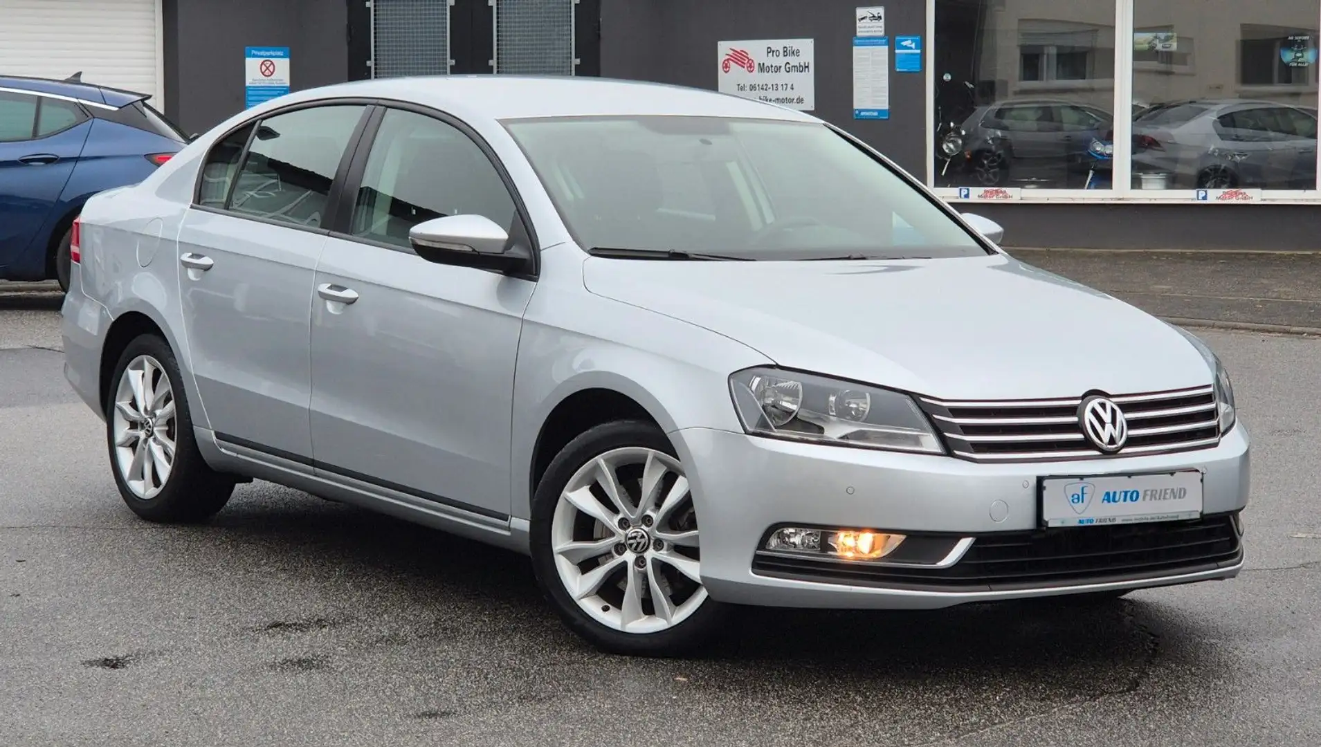Volkswagen Passat 2.0 TDI DSG Limousine*1.HAND*NAVI /KAMERA Argento - 1