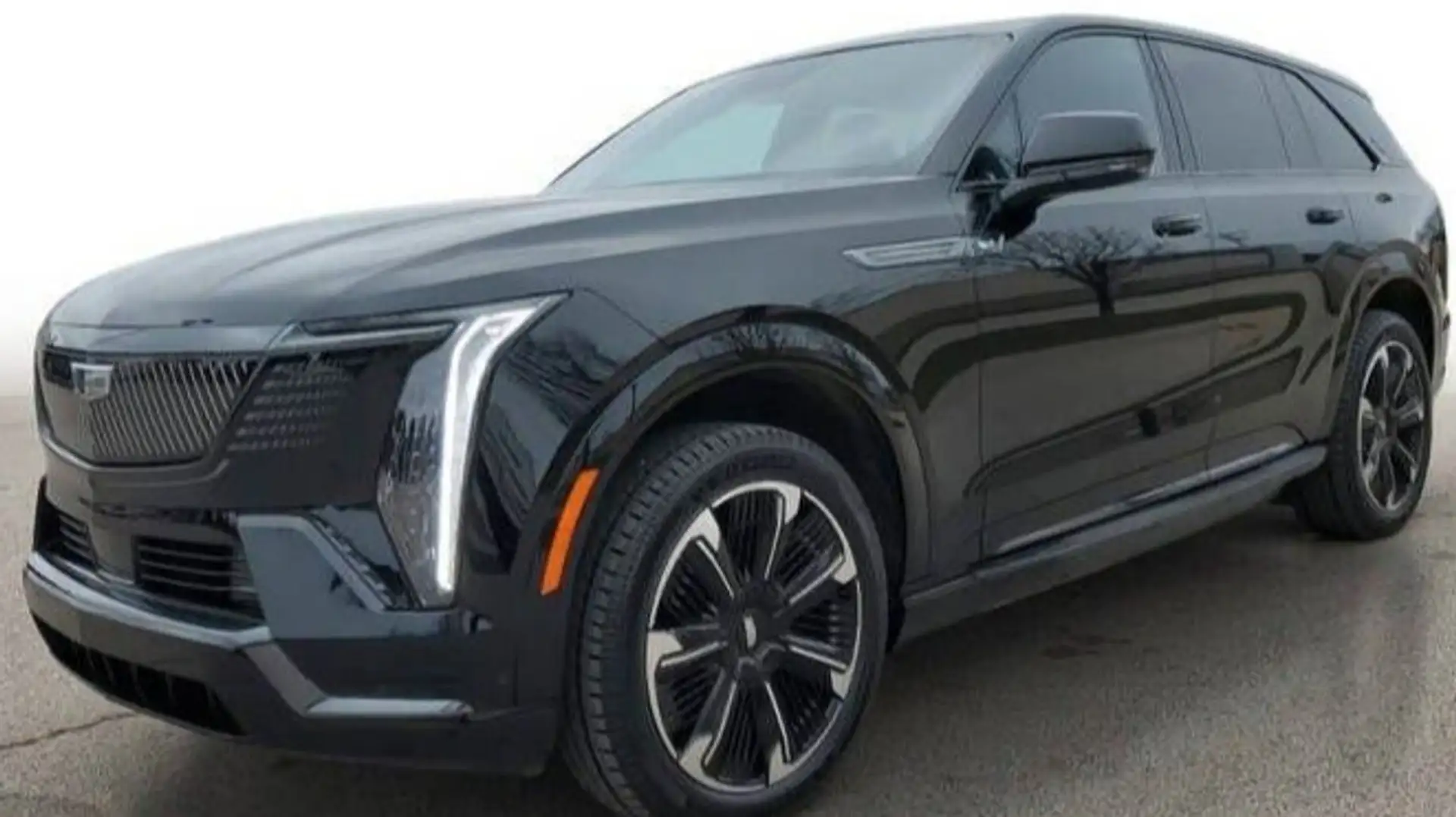 Cadillac Optiq Negro - 2