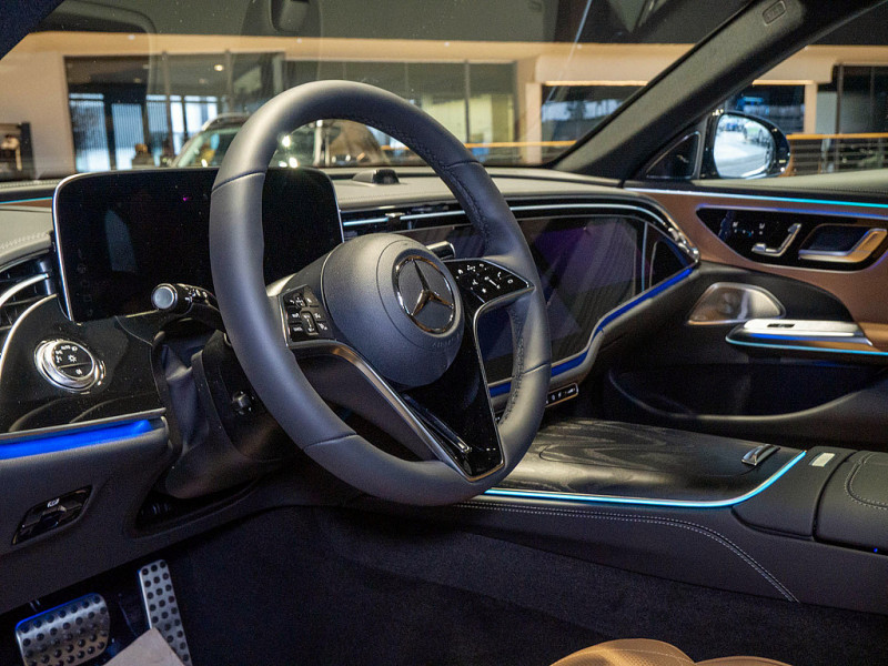 Mercedes-Benz E 450 d 4MATIC T-Modell All-Terrain AVANTGARDE — photo 13