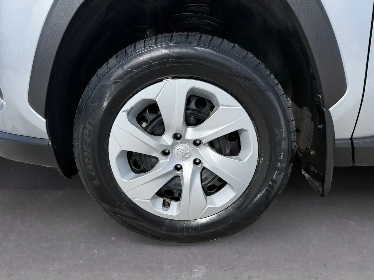 Toyota RAV 4 снимка Toyota RAV 4