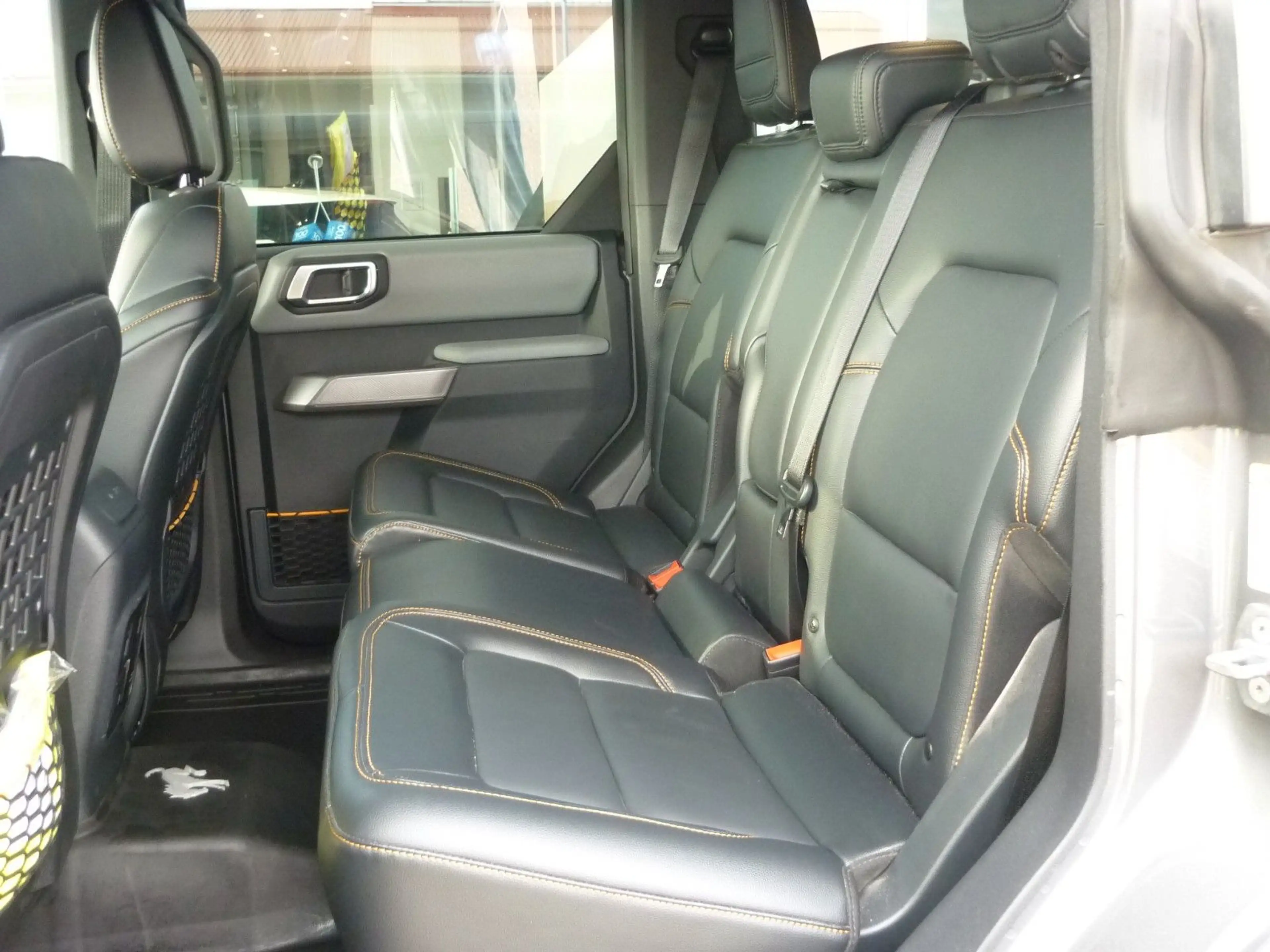 Ford Bronco Badlands e-4WD — photo 12