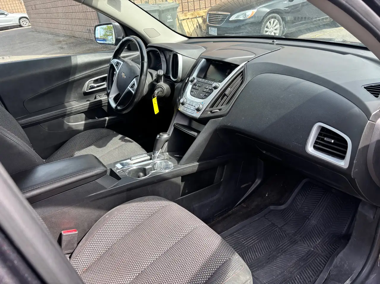 Chevrolet Equinox снимка Chevrolet Equinox