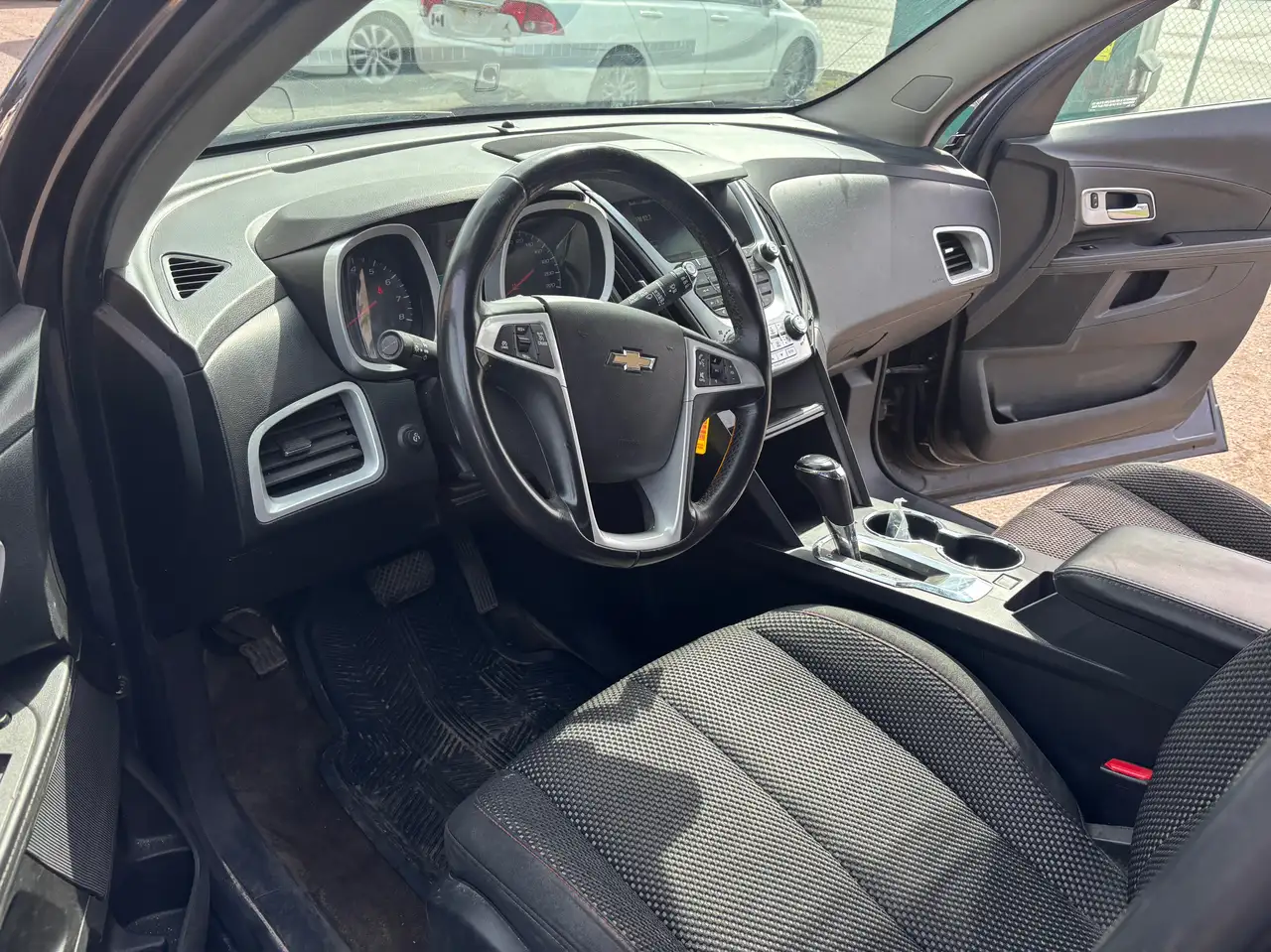 Chevrolet Equinox снимка Chevrolet Equinox