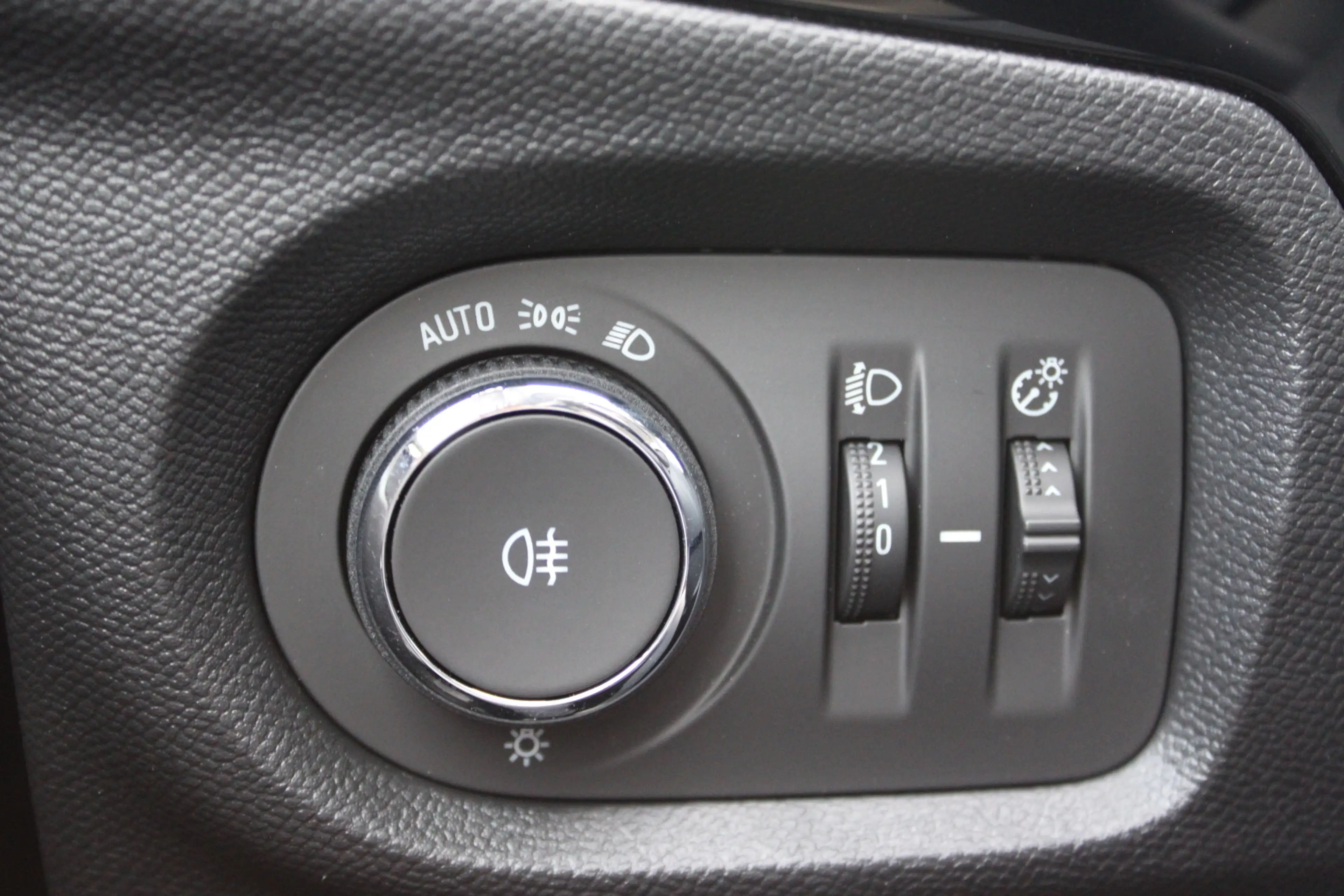 Opel Corsa-e Business Edition 50 kWh | Camera | BLIS | Camera | — photo 13