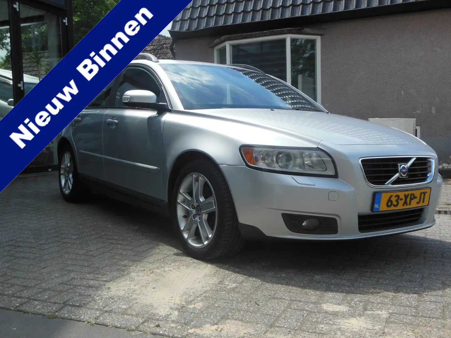 Volvo V50 1.8 Edition II Staat in De Krim Gris - 1