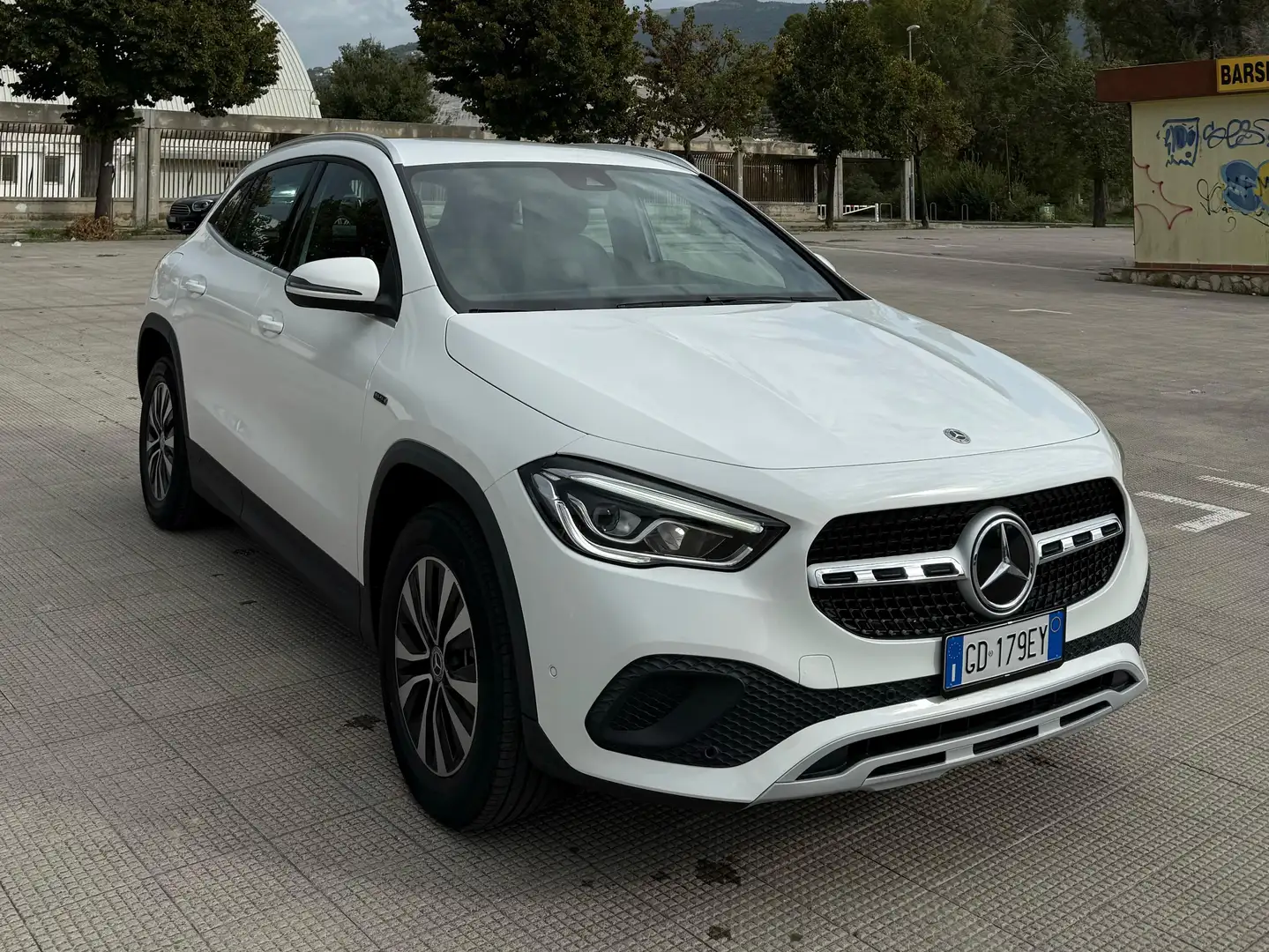 Mercedes-Benz GLA 250 2020 e phev (eq-power)Business Extra auto Blanc - 2