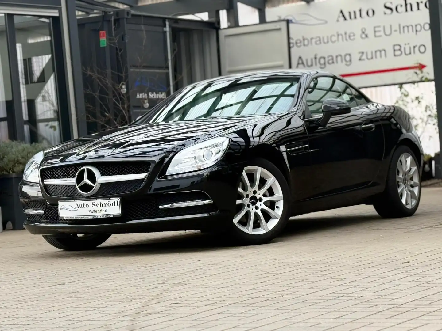 Mercedes-Benz SLK 200 Leder, Airscarf, Navi, Sitzheizung, Sportfahrwerk Schwarz - 1