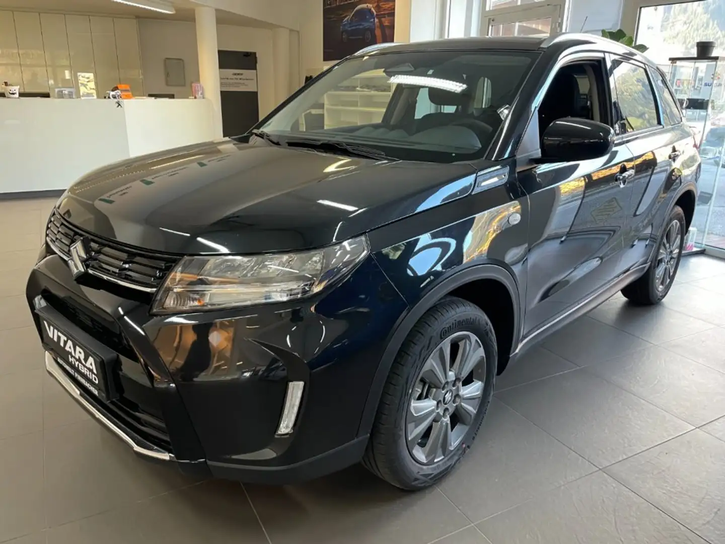 Suzuki Vitara 1.4 HYBRID ALLGRIP shine Schwarz - 1