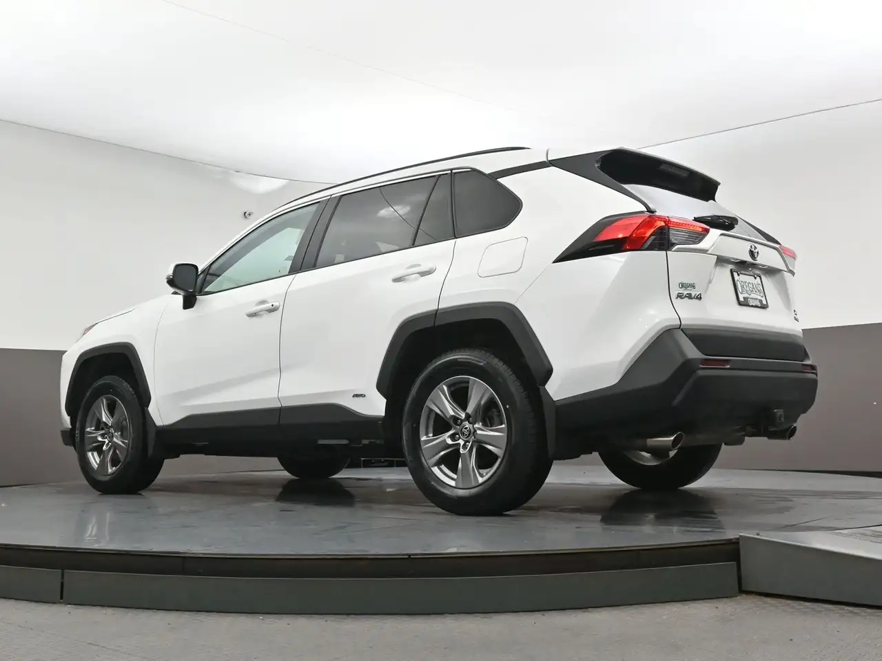 Toyota RAV 4 снимка Toyota RAV 4