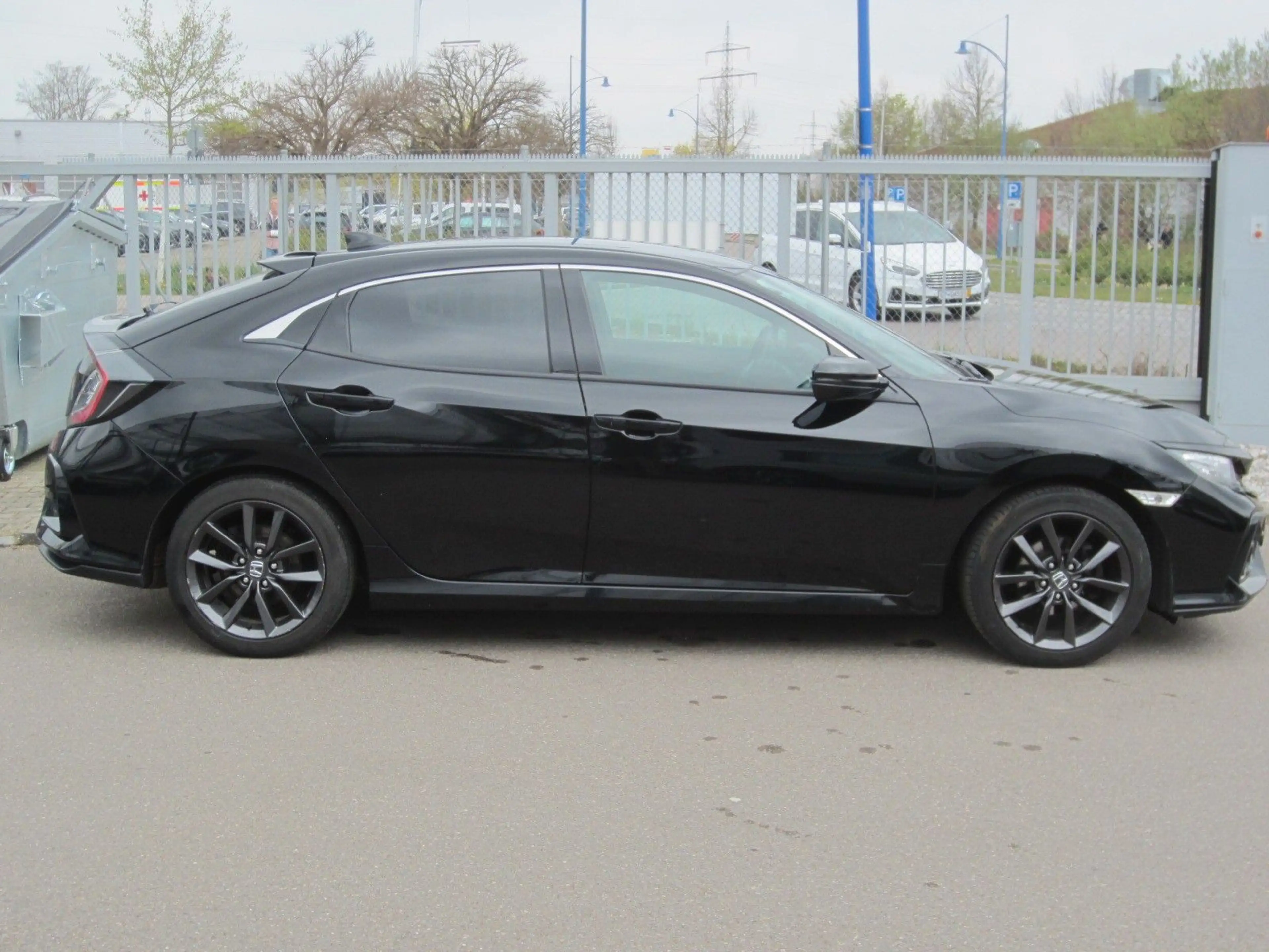Honda Civic Elegance — photo 10