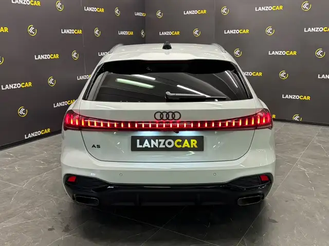 Audi A5 view 5