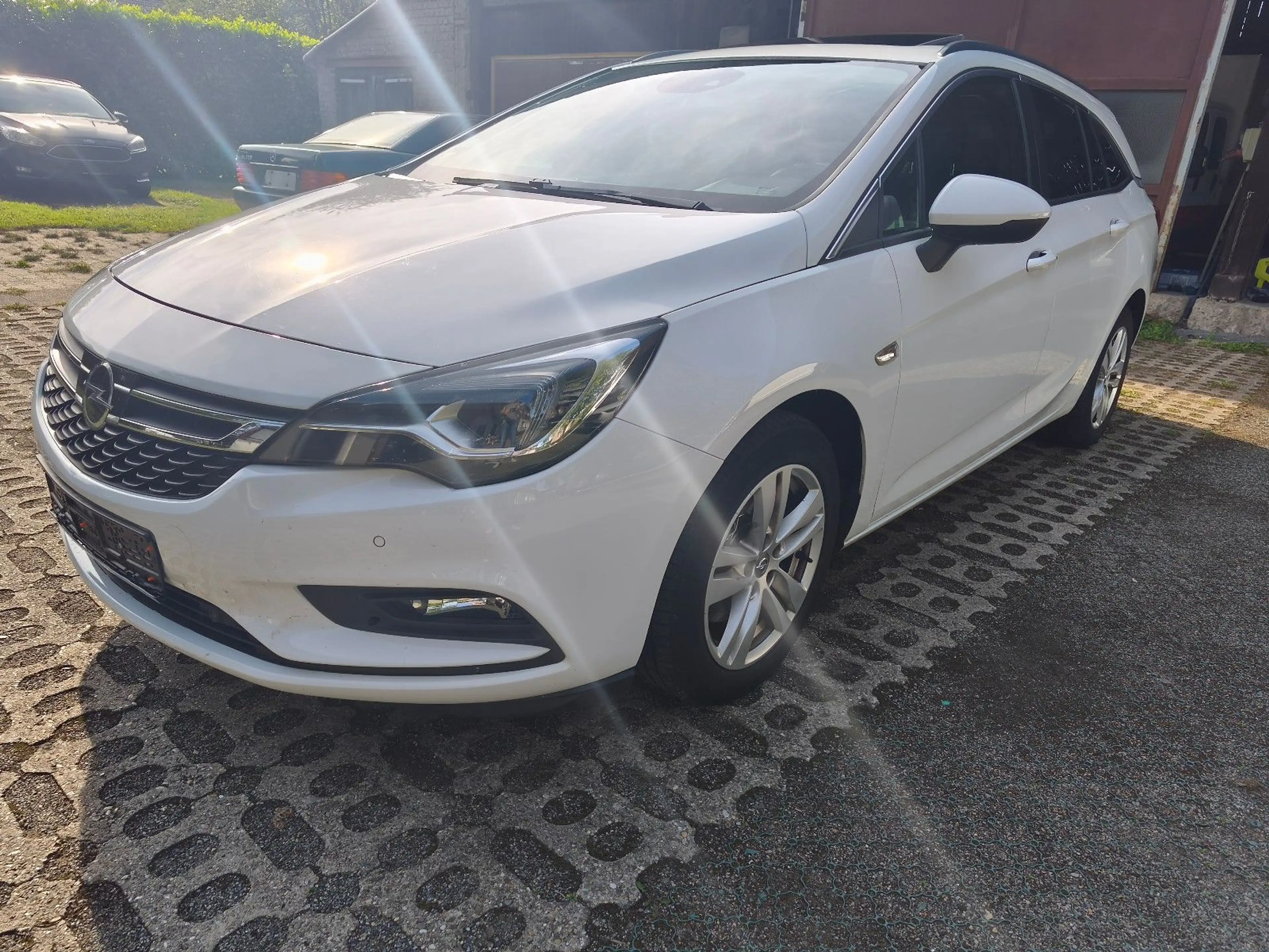 Opel Astra K Automatik/Scheckheft/Schiebedach/LED/TÜV