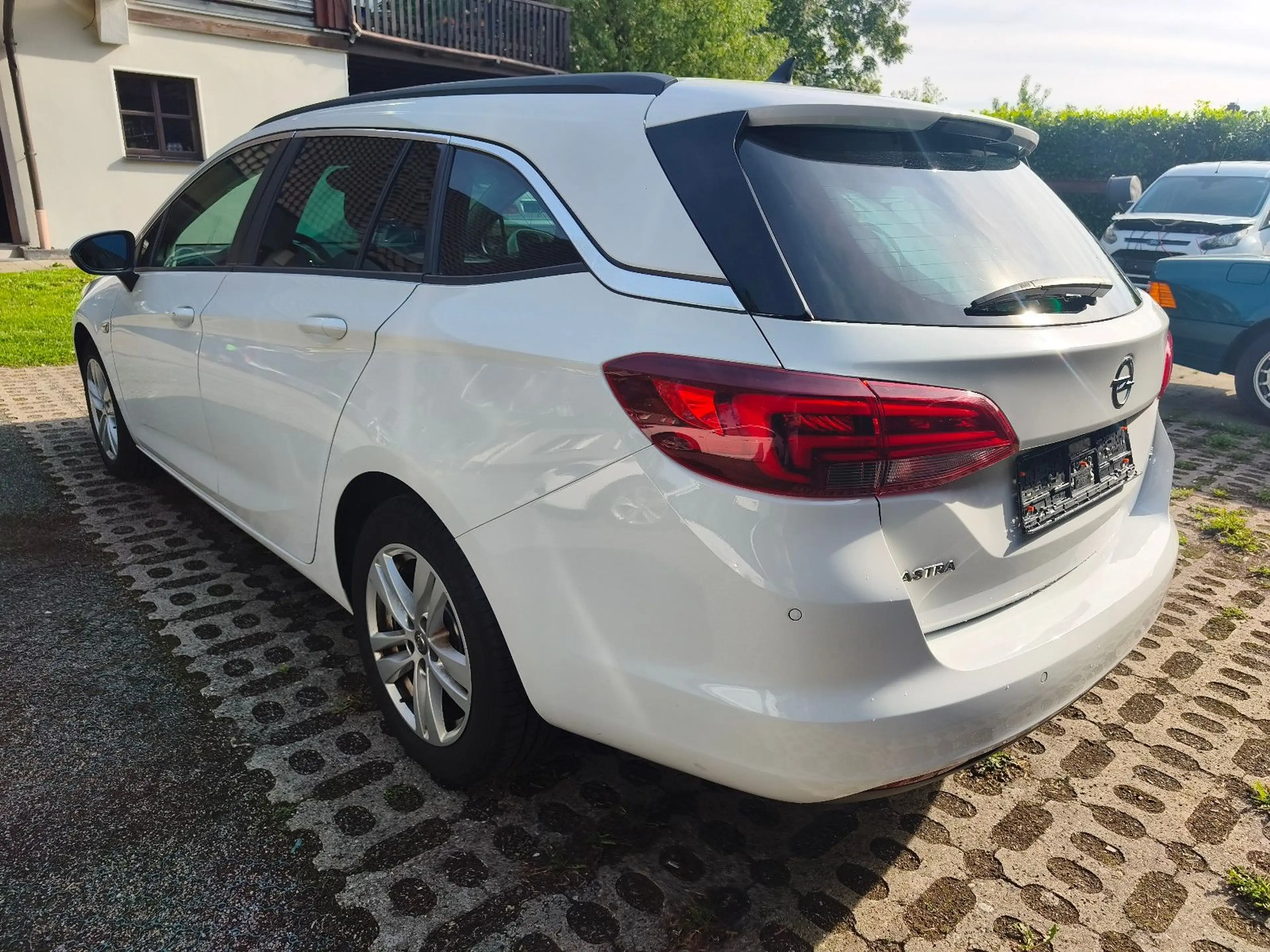 Opel Astra K Automatik/Scheckheft/Schiebedach/LED/TÜV — photo 6