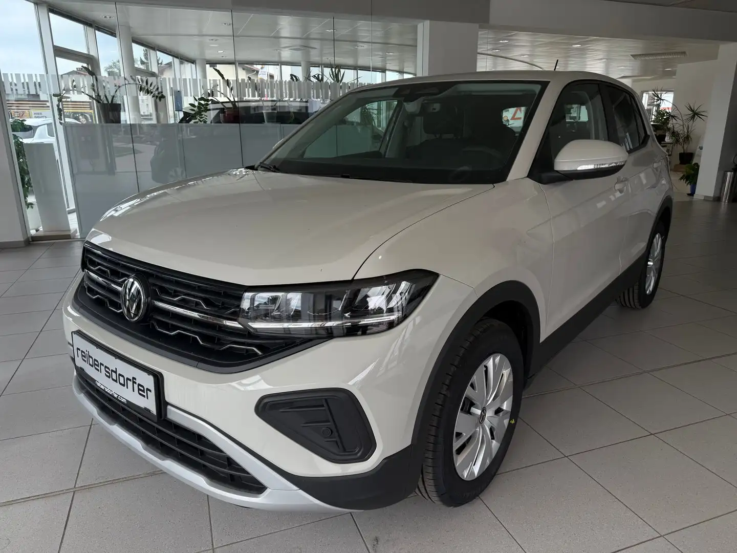 Volkswagen T-Cross 4Me TSI Grau - 2