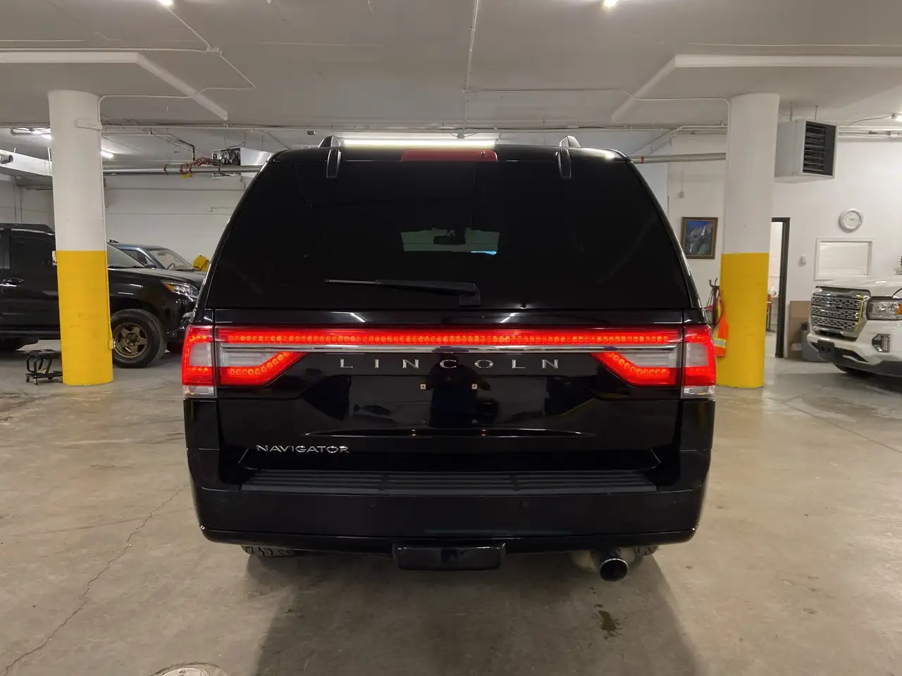 Lincoln Navigator снимка Lincoln Navigator