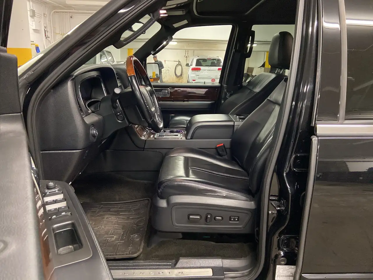 Lincoln Navigator снимка Lincoln Navigator