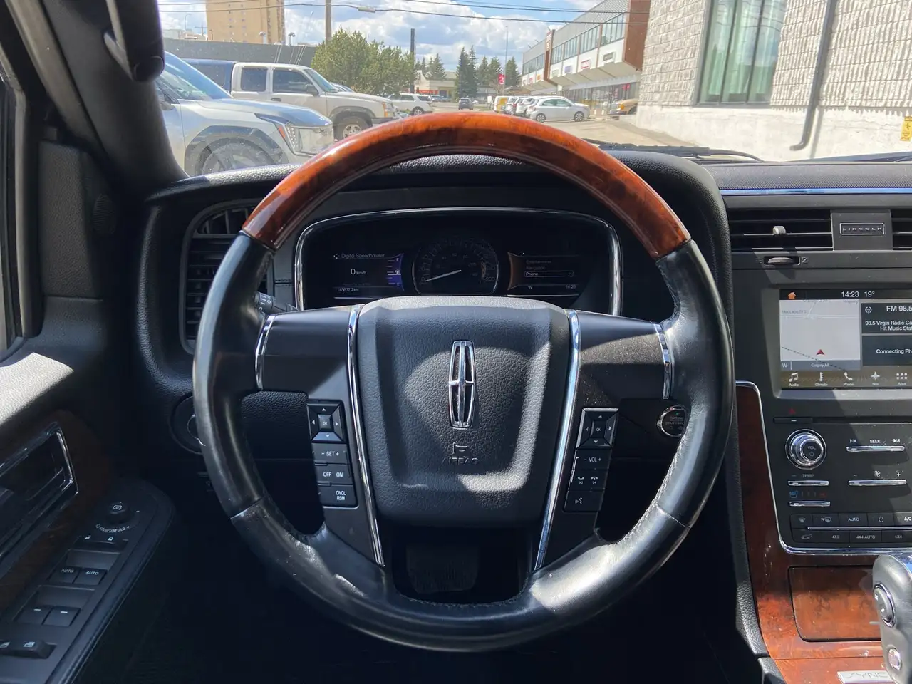 Lincoln Navigator снимка Lincoln Navigator