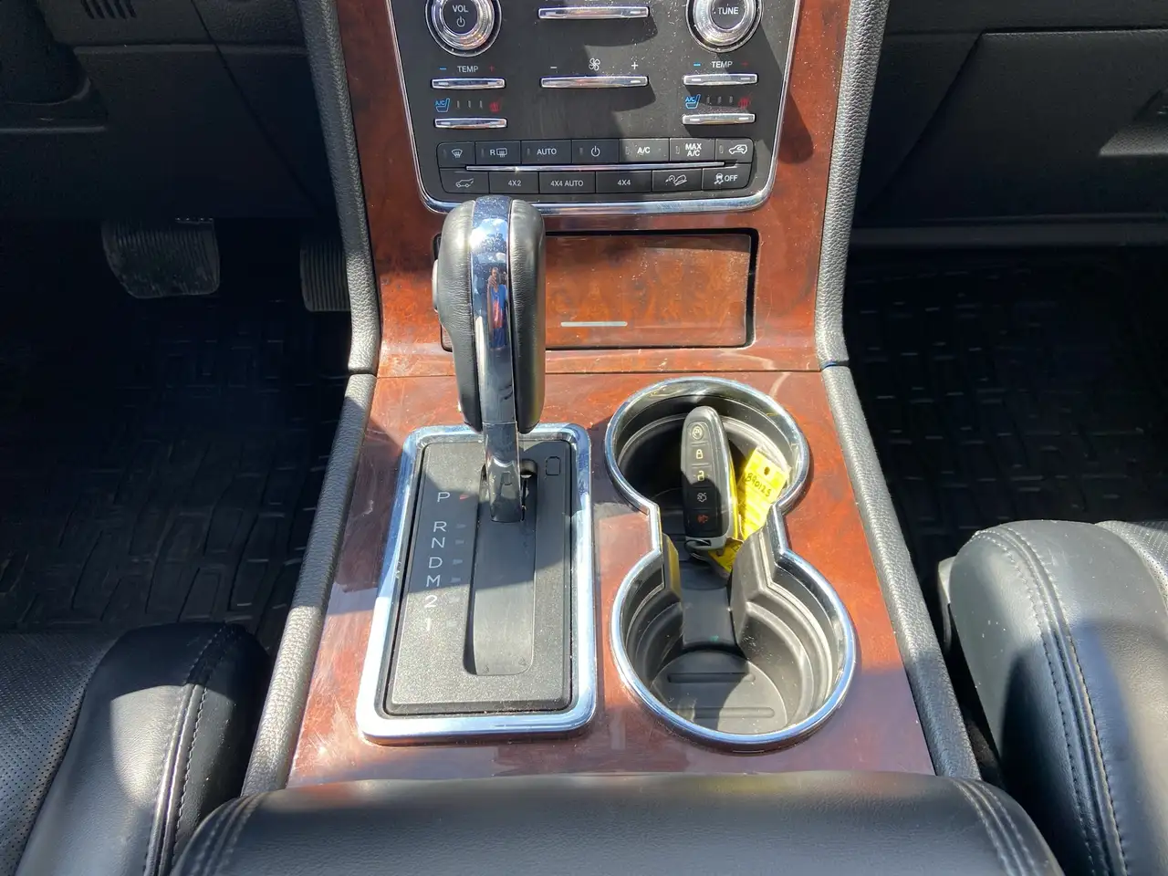 Lincoln Navigator снимка Lincoln Navigator