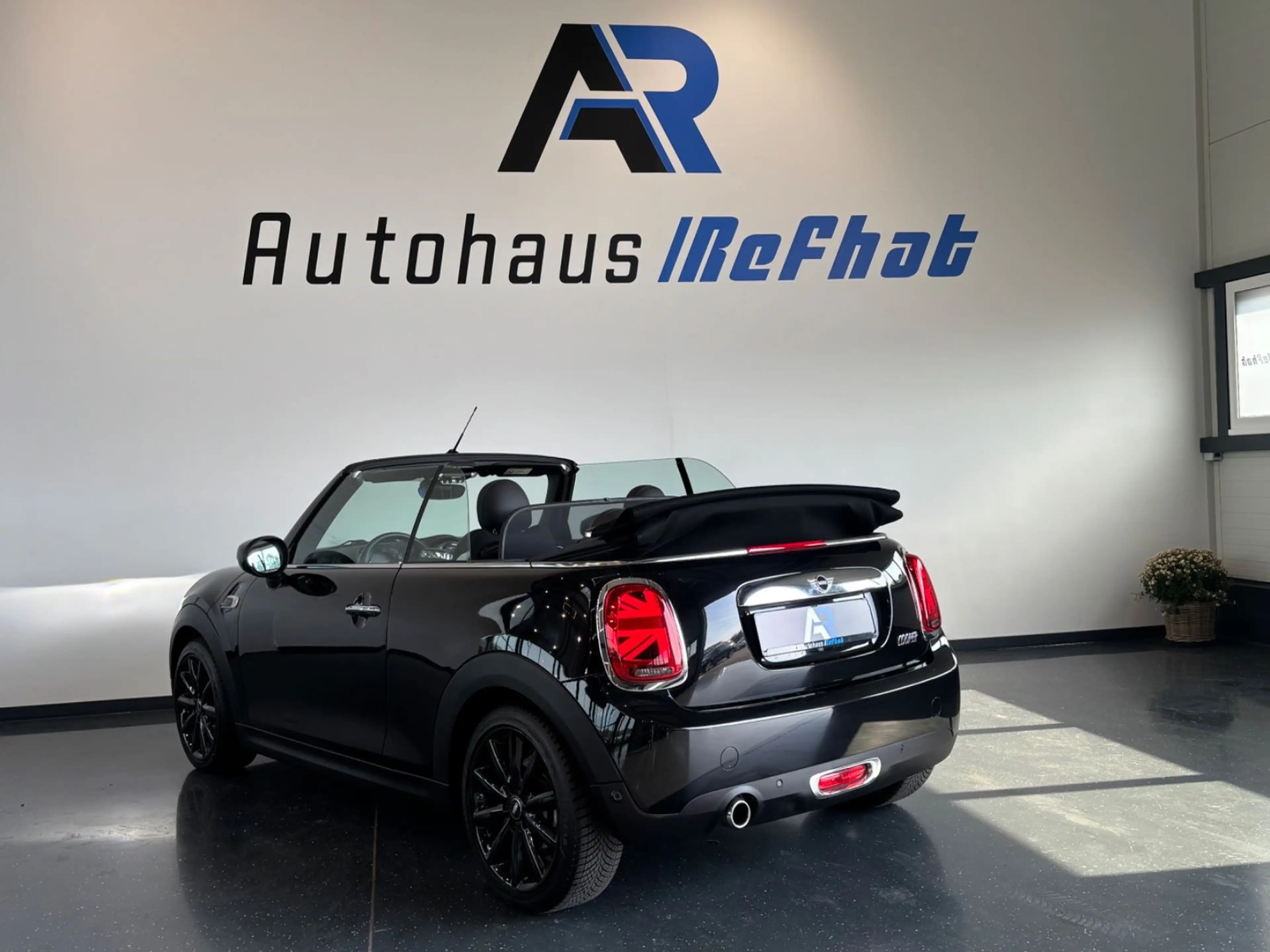 MINI Cooper Cabrio COOPER Cabrio Cooper*PDC*SHZ*LED* — photo 13