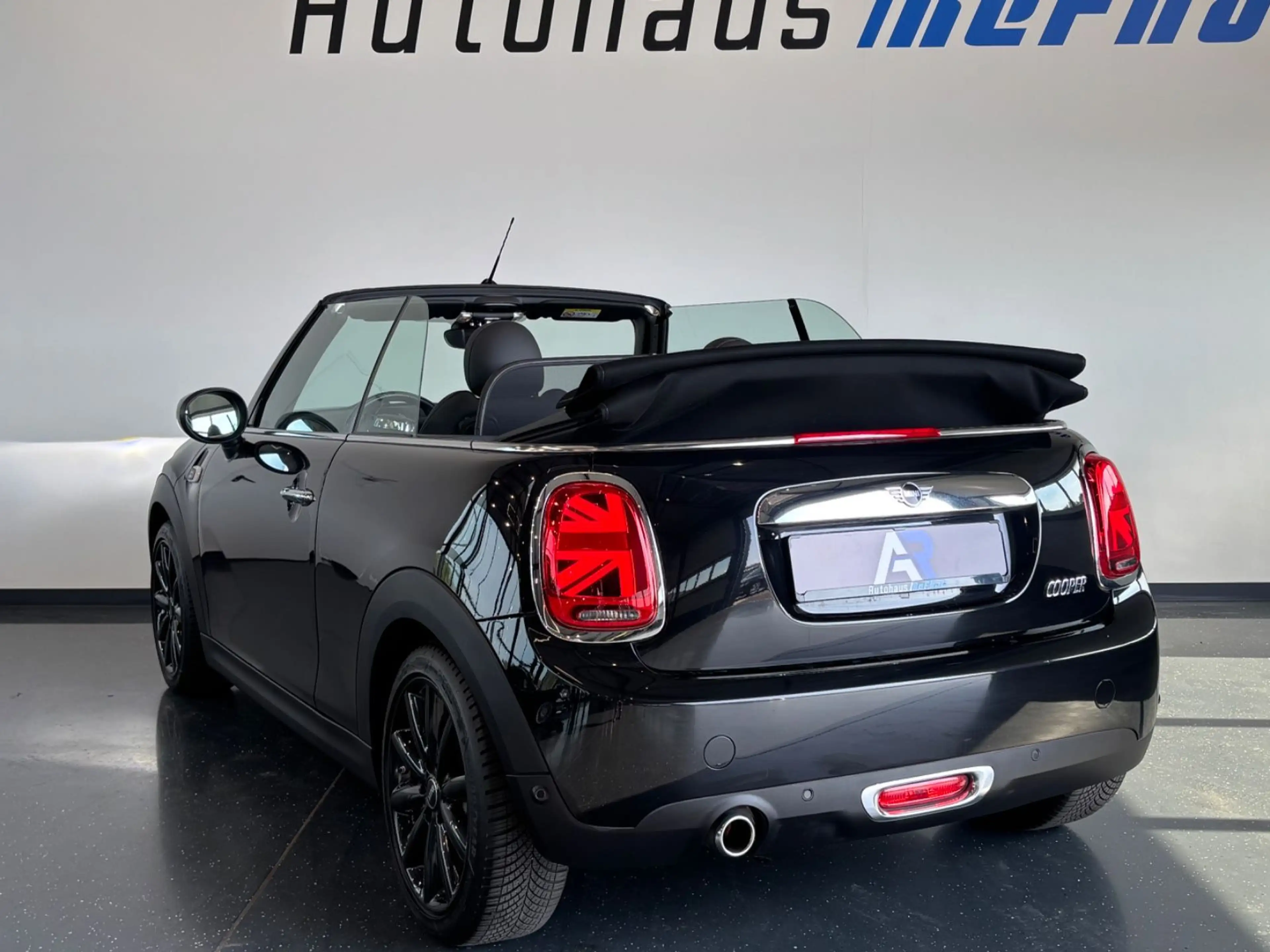 MINI Cooper Cabrio COOPER Cabrio Cooper*PDC*SHZ*LED* — photo 12